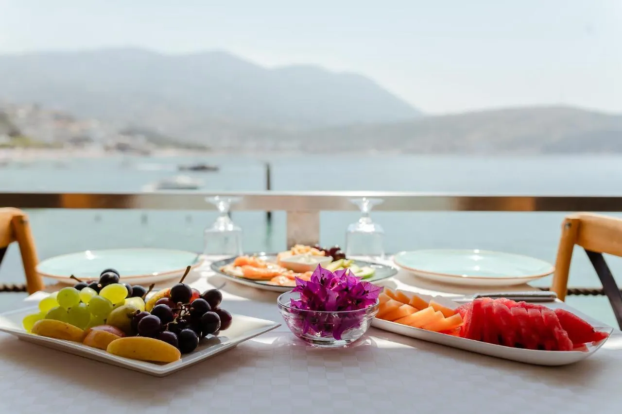 Rea Boutique Hotel Himare 5*,