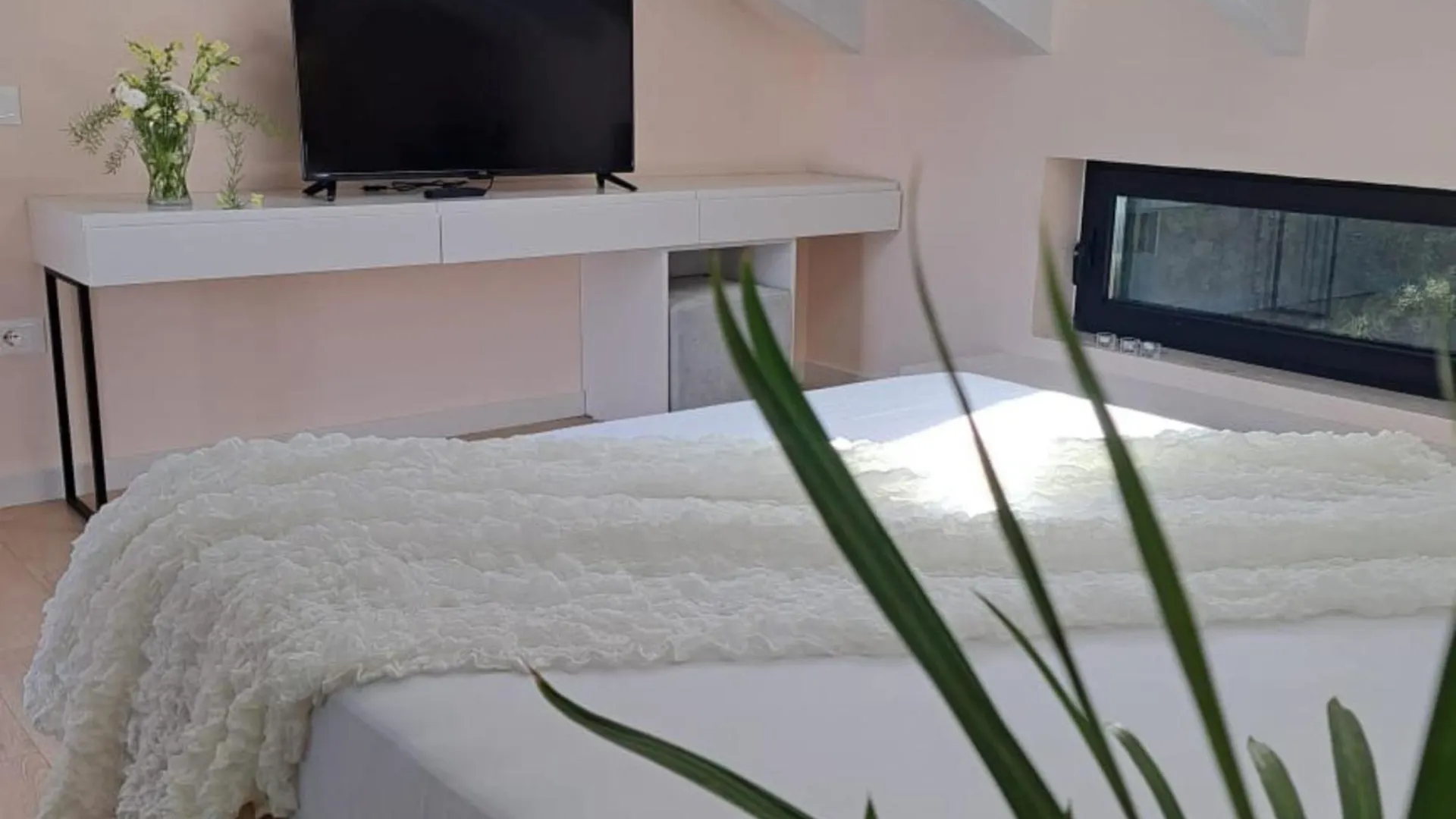 Rea Boutique Hotel Himare 5*,  Albânia